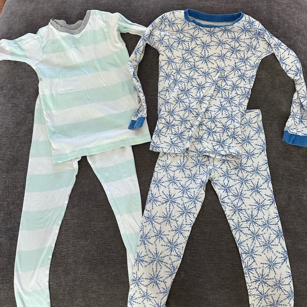 Burt’s Bees Pajamas ( set of 2)